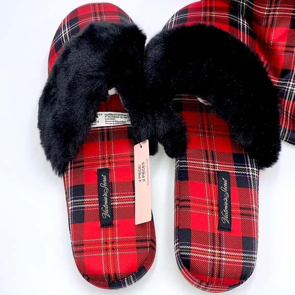 Victoria’s Secret Black and Red Plaid Slippers Size M (7-8) - Picture 3 of 12